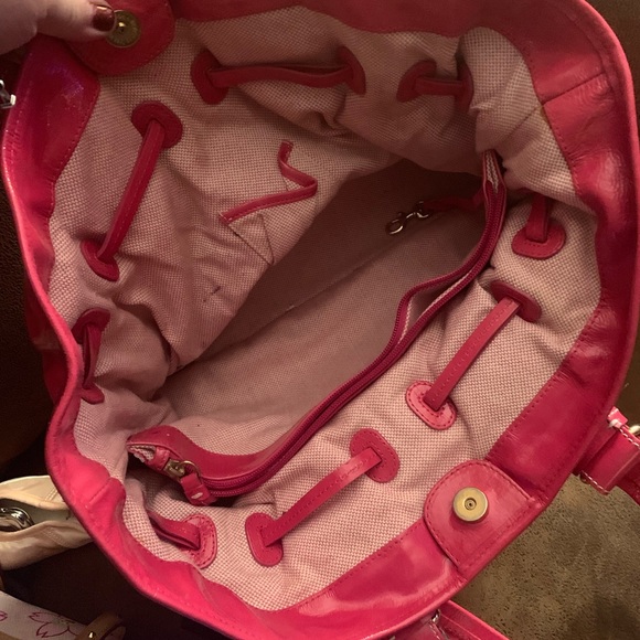 Dooney and Bourke Pink Patton Leather Purse - Picture 3 of 5